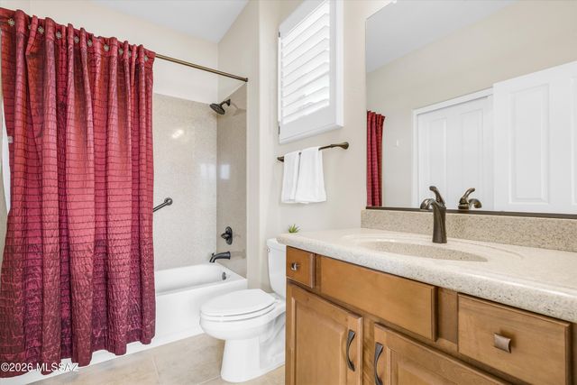 62912 E Sandlewood Road, Tucson, AZ 85739