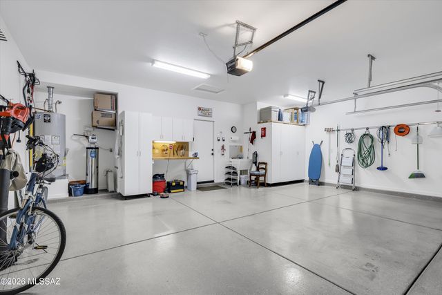 62912 E Sandlewood Road, Tucson, AZ 85739