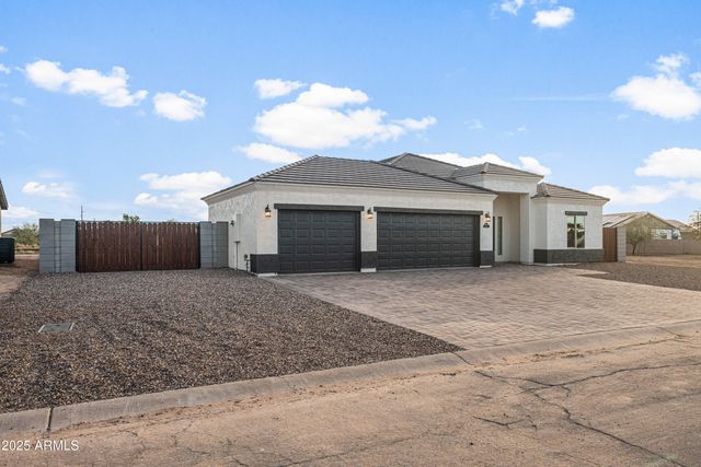 15393 S SANFORD Place, Arizona City, AZ 85123