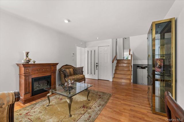 38 Hayden Drive, Bethpage, NY 11714