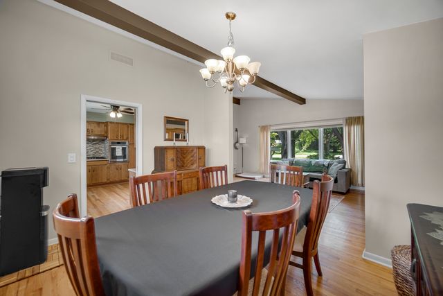 205 Sharon Drive, Sleepy Hollow, IL 60118