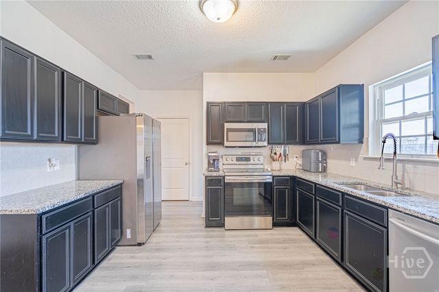 237 Bobwhite NE, Ludowici, GA 31316