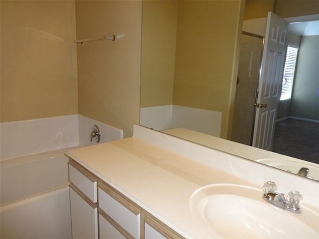 19515 Providence Shore Way, Cypress, TX 77433