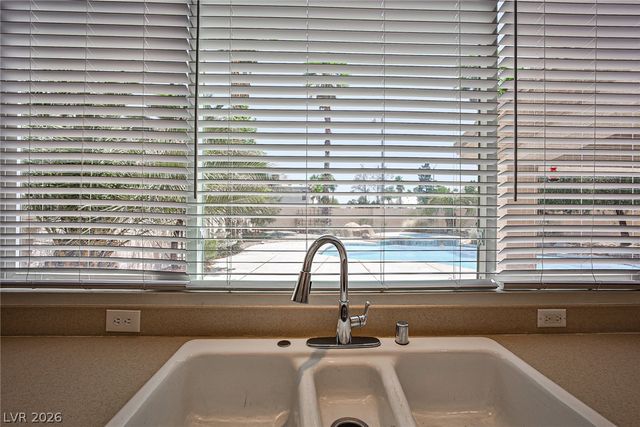 9061 Heavenly Valley Avenue, Las Vegas, NV 89147