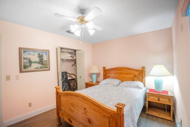 33 Lake Vista Trail 202, Port St. Lucie, FL 34952