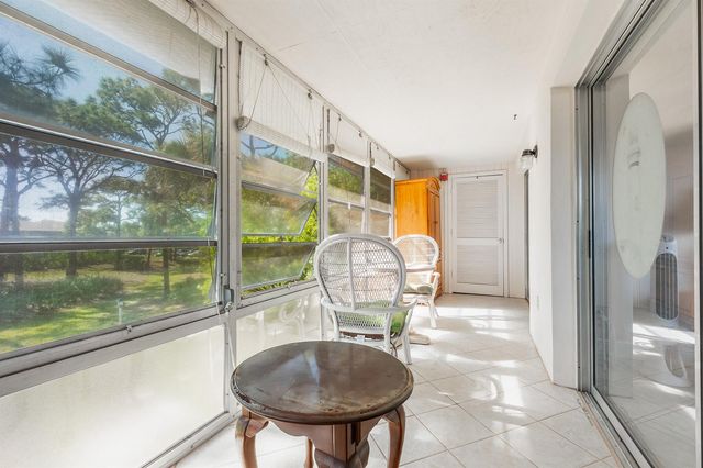 33 Lake Vista Trail 202, Port St. Lucie, FL 34952