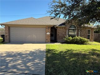 425 Emerald Ridge Drive, Temple, TX 76502
