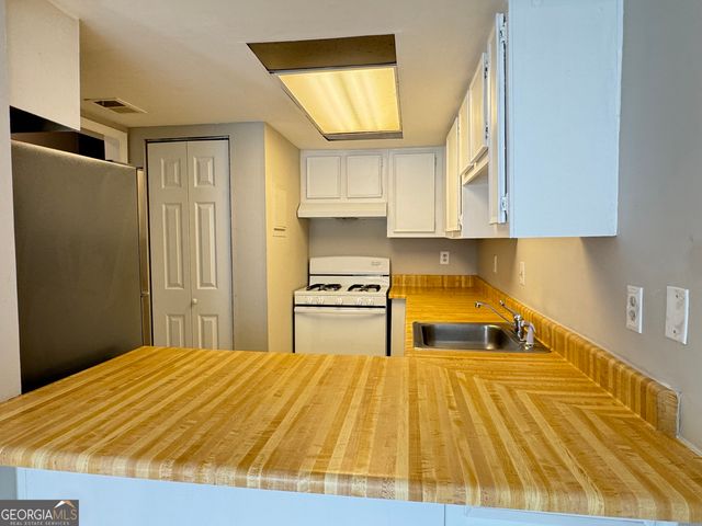 3547 Peachtree Corne Circle C, Norcross, GA 30092
