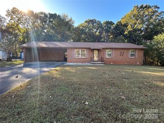 3106 Brady Hoffman Road, Lincolnton, NC 28092