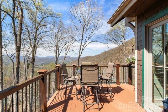 45 Creekside Way 301, Burnsville, NC 28714