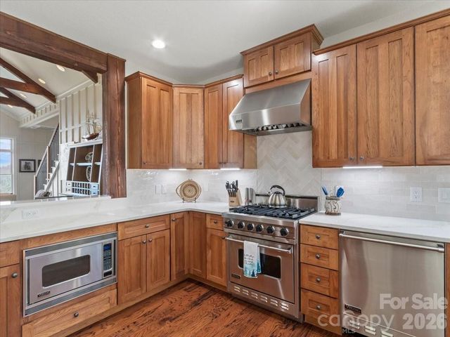 45 Creekside Way 301, Burnsville, NC 28714
