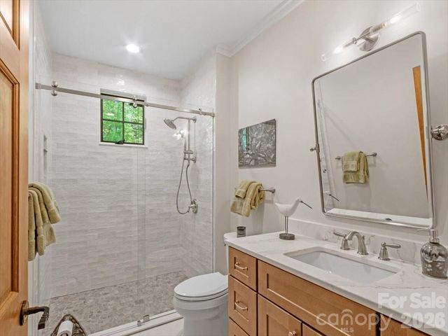 45 Creekside Way 301, Burnsville, NC 28714