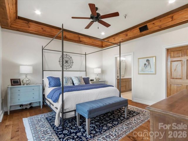 45 Creekside Way 301, Burnsville, NC 28714