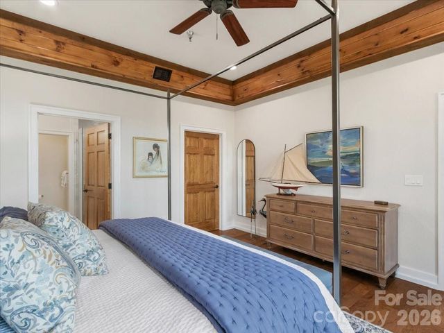 45 Creekside Way 301, Burnsville, NC 28714