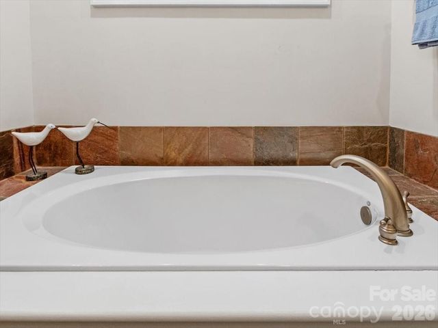 45 Creekside Way 301, Burnsville, NC 28714