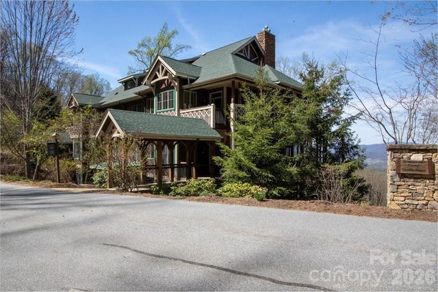 45 Creekside Way 301, Burnsville, NC 28714