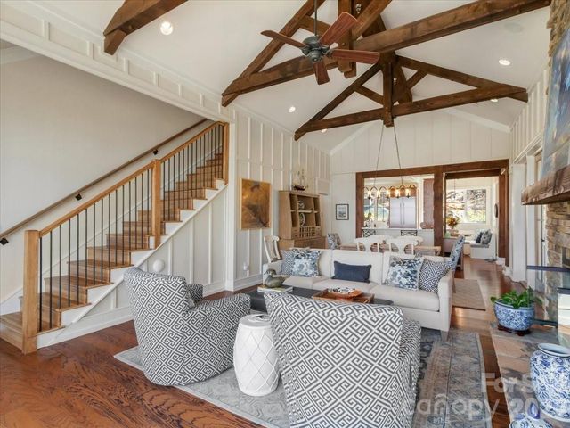 45 Creekside Way 301, Burnsville, NC 28714
