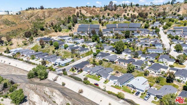 20147 Edgewater Drive 377, Canyon Country (santa Clarita), CA 91351
