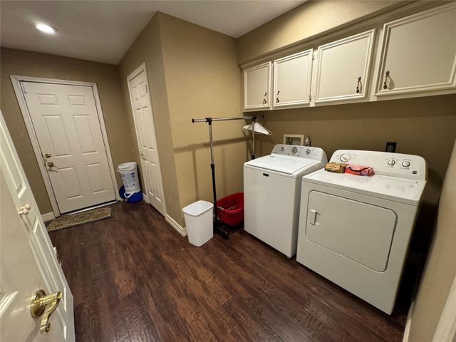 7824 Pecan Forest Lane, Baytown, TX 77521