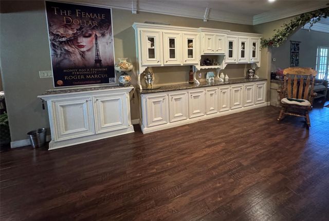 7824 Pecan Forest Lane, Baytown, TX 77521