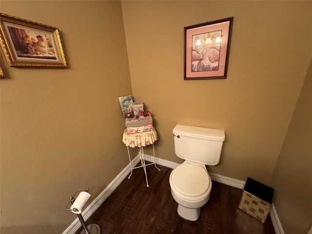 7824 Pecan Forest Lane, Baytown, TX 77521