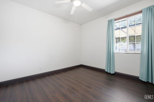 5818 Warren Ridge Drive, Bakersfield, CA 93313