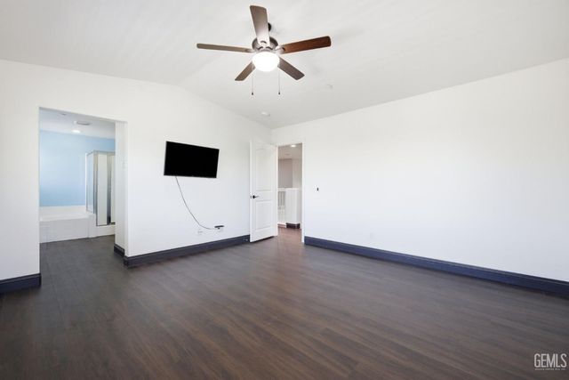 5818 Warren Ridge Drive, Bakersfield, CA 93313