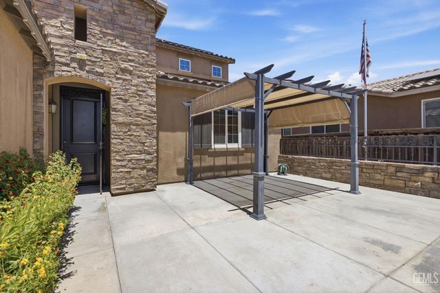 5818 Warren Ridge Drive, Bakersfield, CA 93313