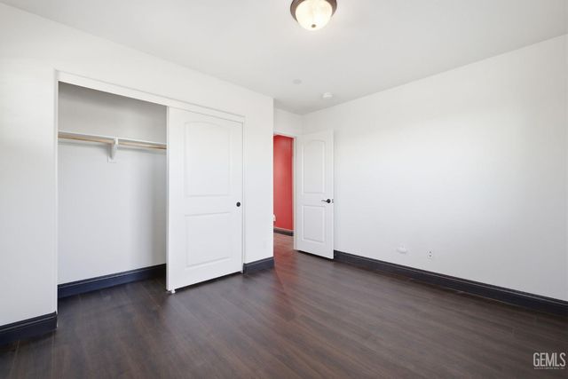 5818 Warren Ridge Drive, Bakersfield, CA 93313