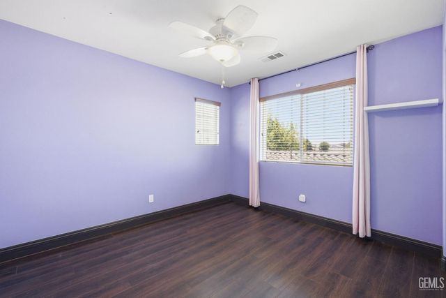 5818 Warren Ridge Drive, Bakersfield, CA 93313