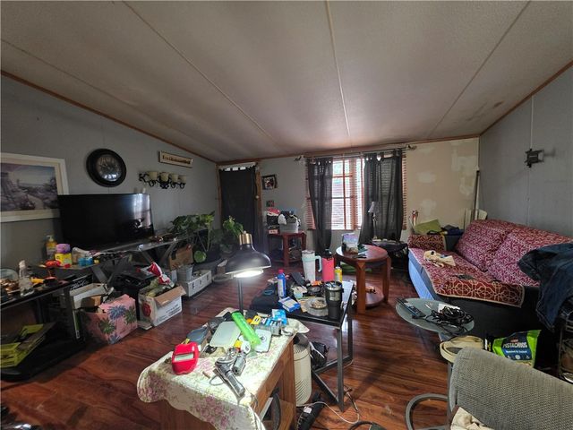 153 Lago Vista Dr, Rockport, TX 78382
