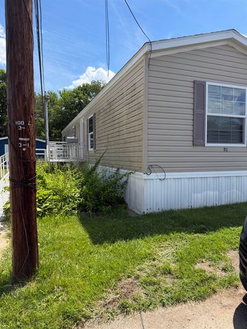 75 S Policy St Unit 51, Salem, NH 03079