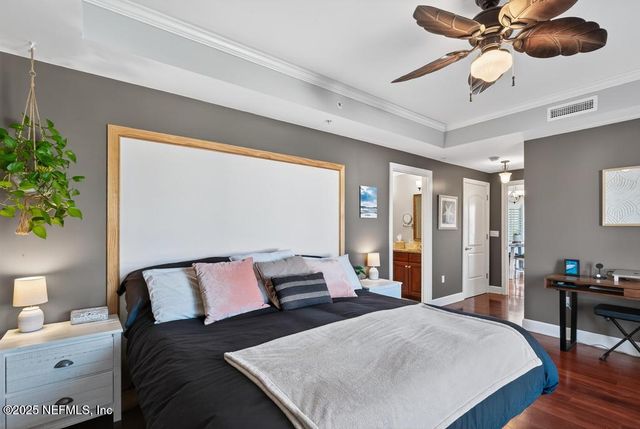 525 3RD Street N 215, Jacksonville Beach, FL 32250