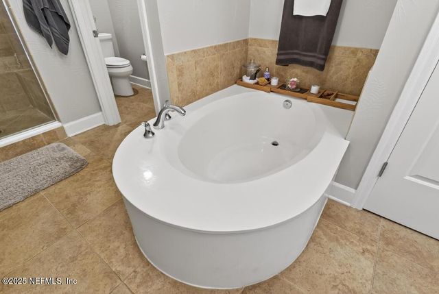 525 3RD Street N 215, Jacksonville Beach, FL 32250