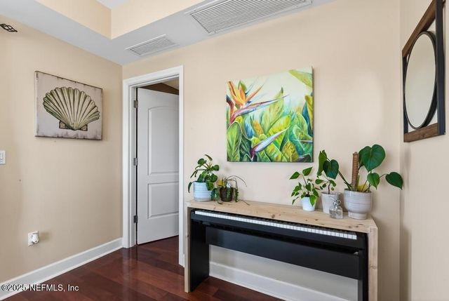 525 3RD Street N 215, Jacksonville Beach, FL 32250