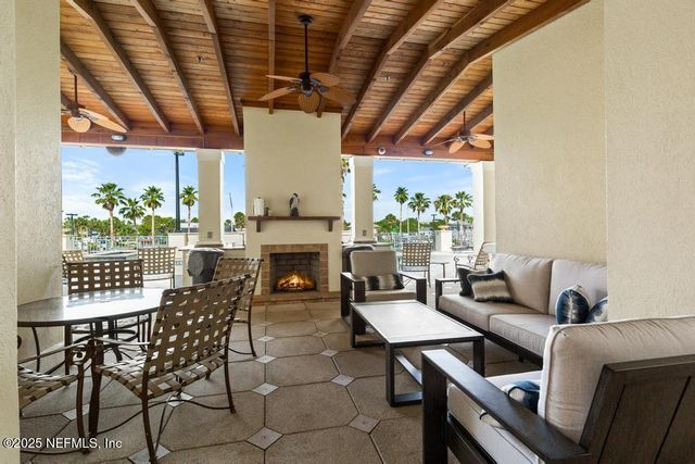 525 3RD Street N 215, Jacksonville Beach, FL 32250