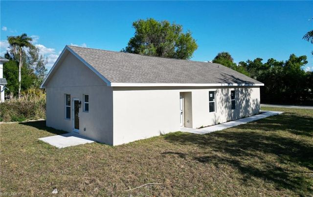 2173 Mitchell CT, Fort Myers, FL 33916