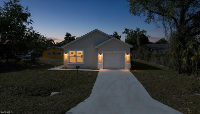 2173 Mitchell CT, Fort Myers, FL 33916