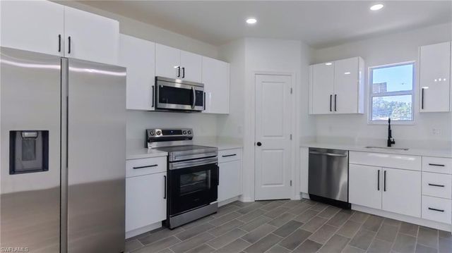 2173 Mitchell CT, Fort Myers, FL 33916