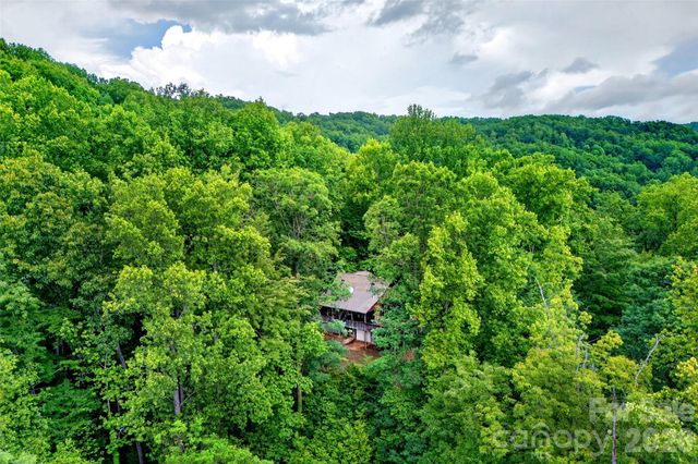 1828 McKenzie Way S, Old Fort, NC 28762