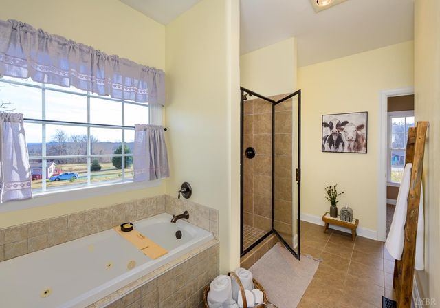 7585 Peaks Road, Bedford, VA 24523