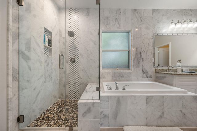 139 Waikakaaua DR, Bastrop, TX 78602