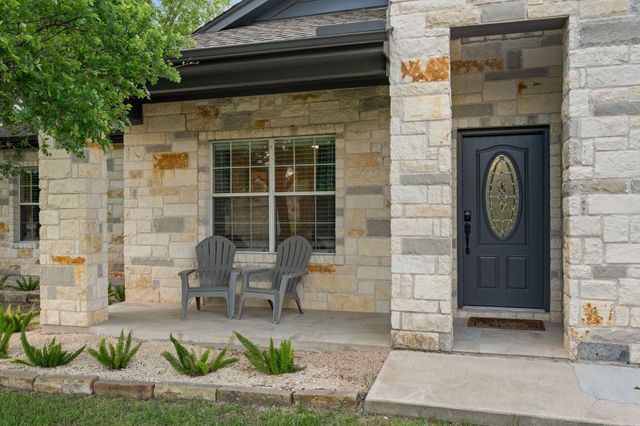 139 Waikakaaua DR, Bastrop, TX 78602