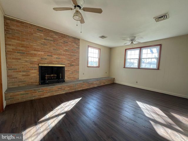 100 GEORGIA RD, Pennsville, NJ 08070