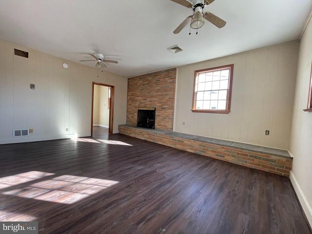 100 GEORGIA RD, Pennsville, NJ 08070