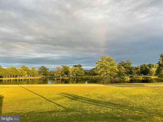 100 GEORGIA RD, Pennsville, NJ 08070