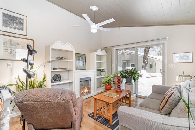 3734 Perry Avenue N, Robbinsdale, MN 55422