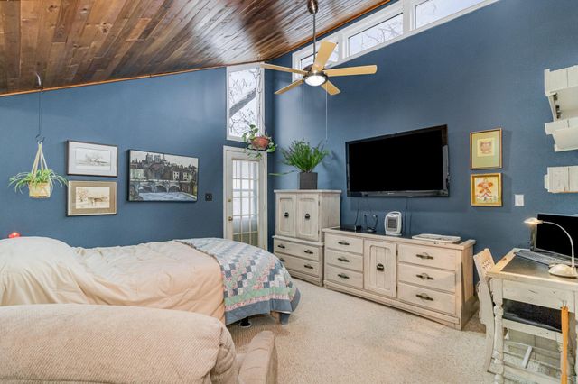 3734 Perry Avenue N, Robbinsdale, MN 55422