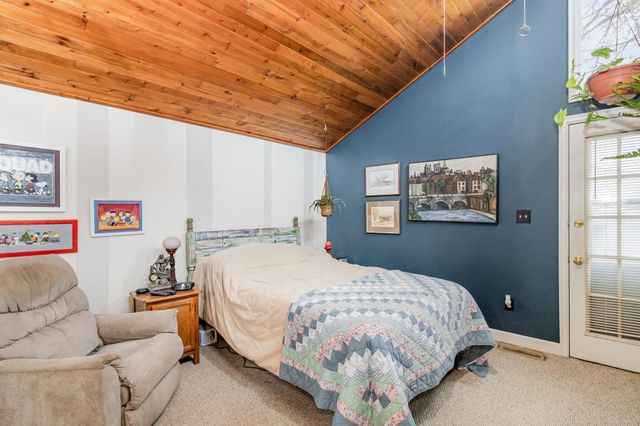 3734 Perry Avenue N, Robbinsdale, MN 55422