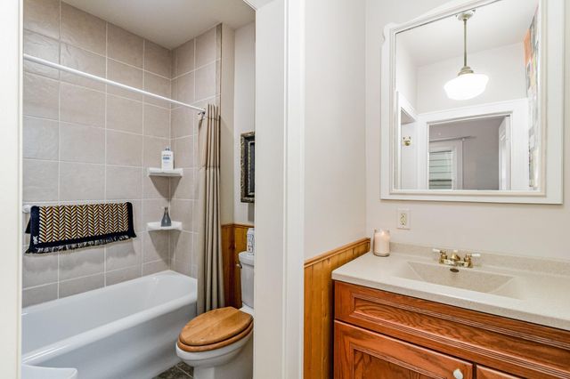 3734 Perry Avenue N, Robbinsdale, MN 55422